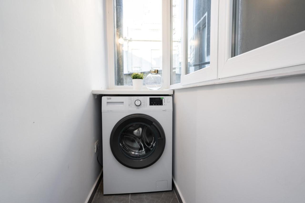 Four Bedroom Apartment, Old Town Bukarest Exteriör bild